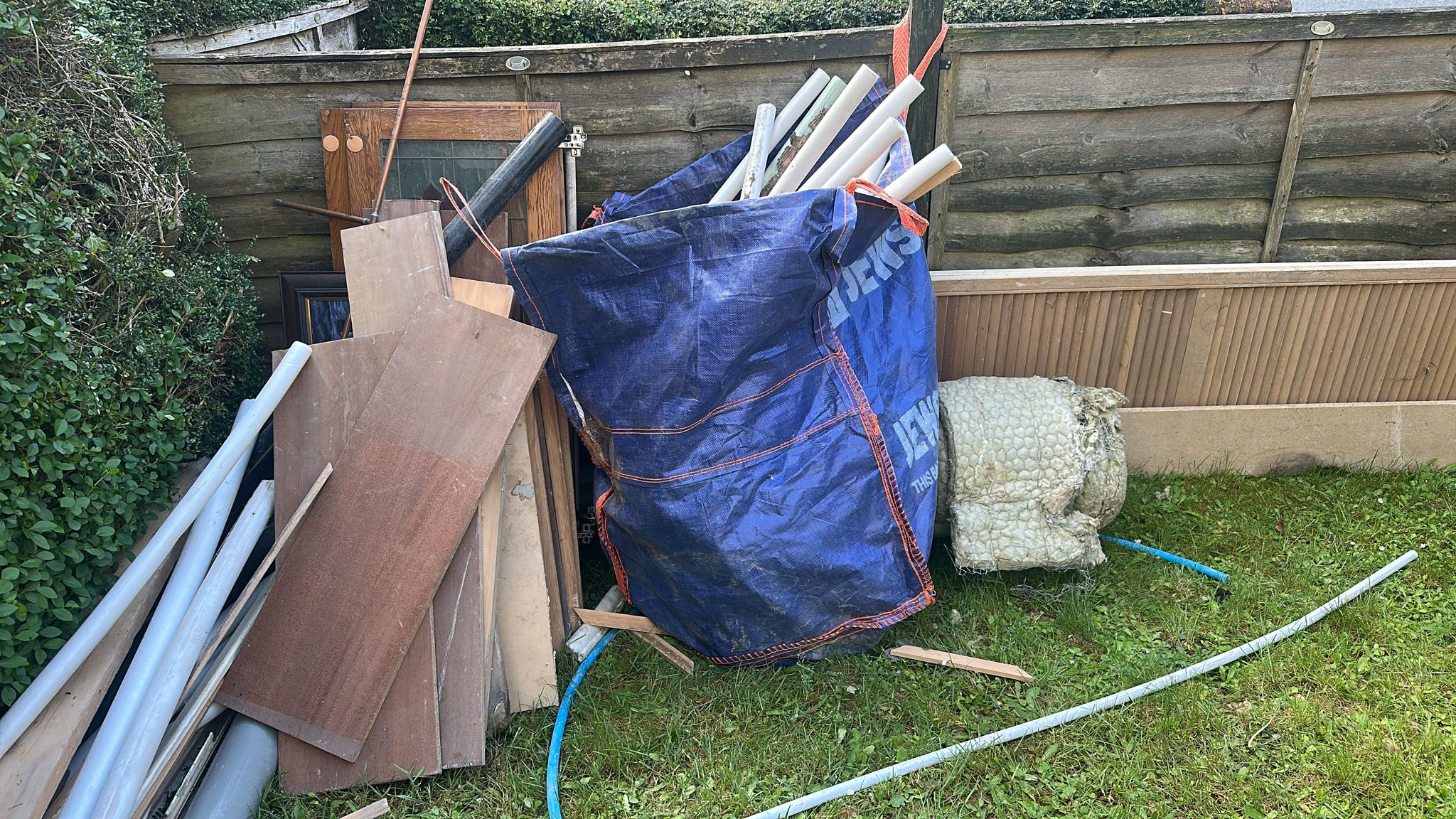 Garden and bulky waste before collection