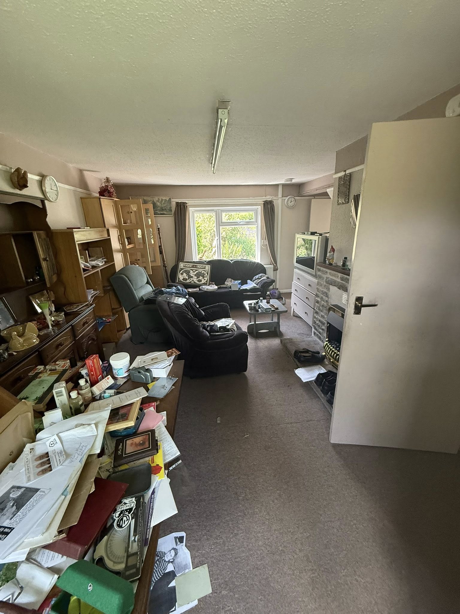 Standard house clearance - living room or kitchen